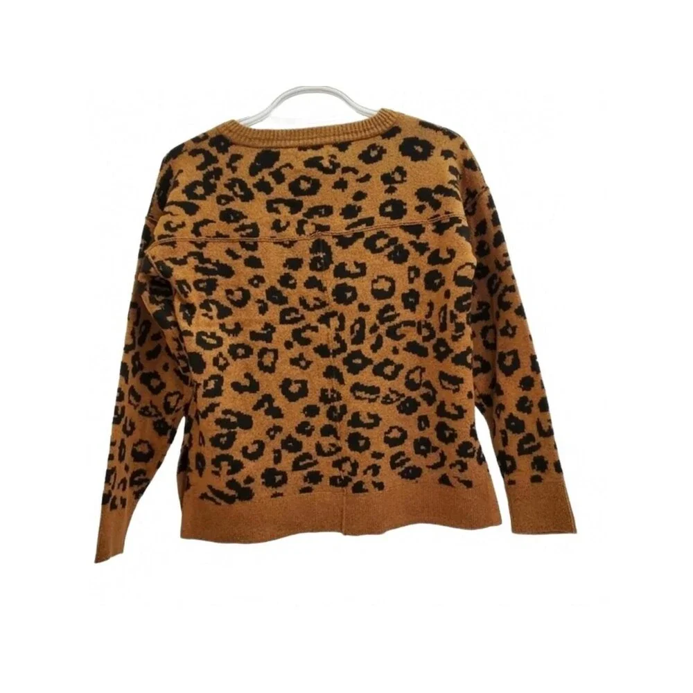 Knox RoseV-Neck Pullover Sweater